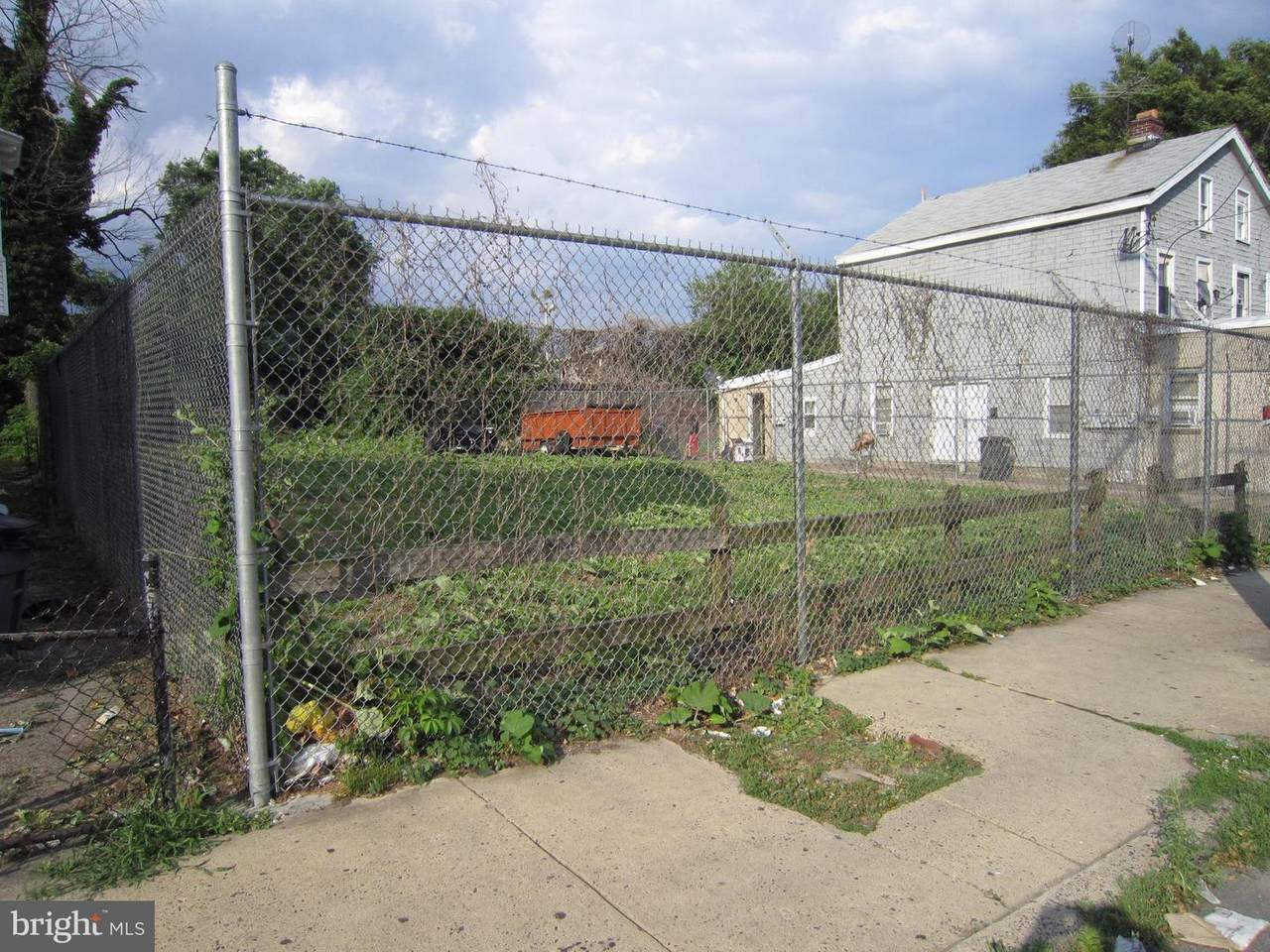 1669 Orthodox Street - Photo 1