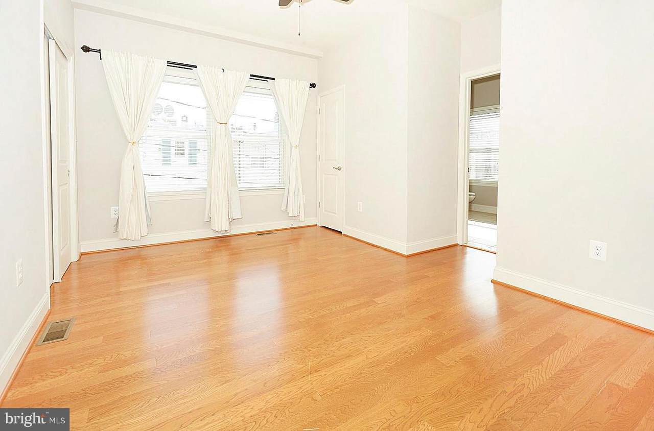 1321 Clarkson Street - Photo 1