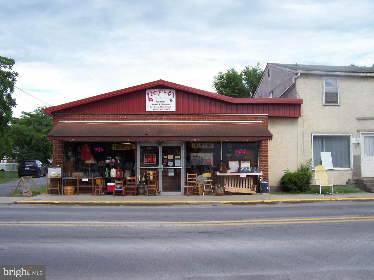 231 South Main - Photo 1
