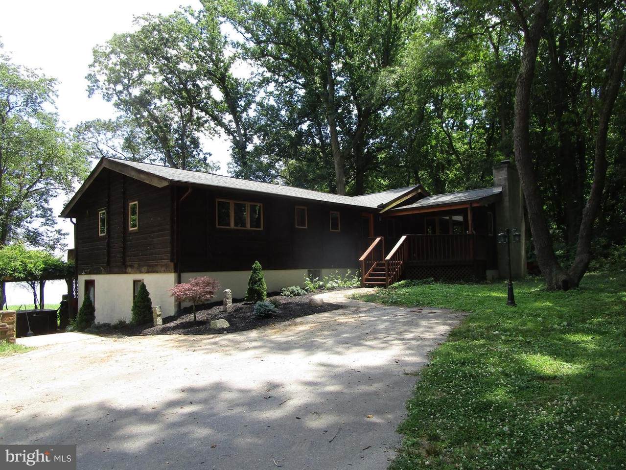 137 Plum Point Road - Photo 1