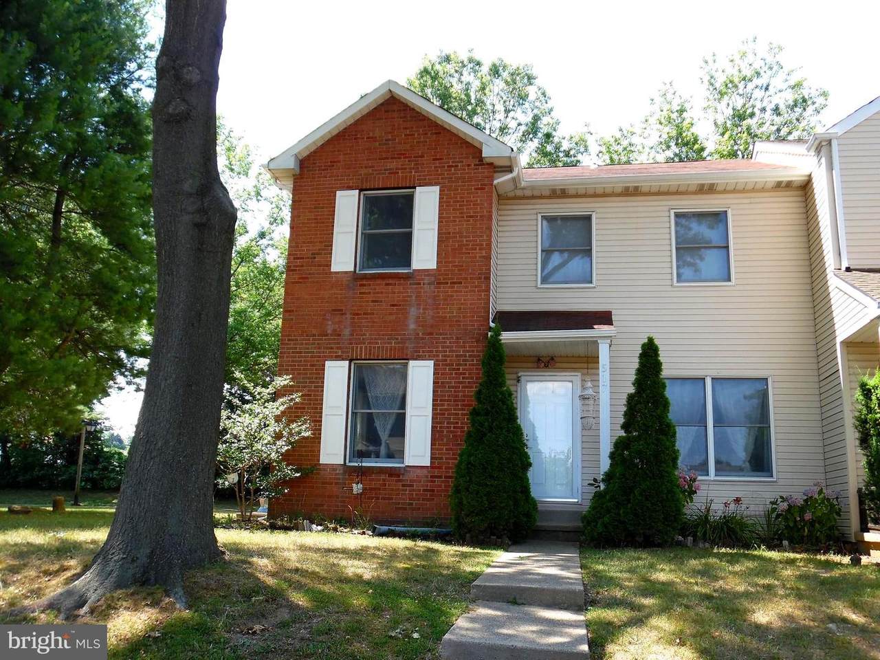 517 Amhurst Square - Photo 1