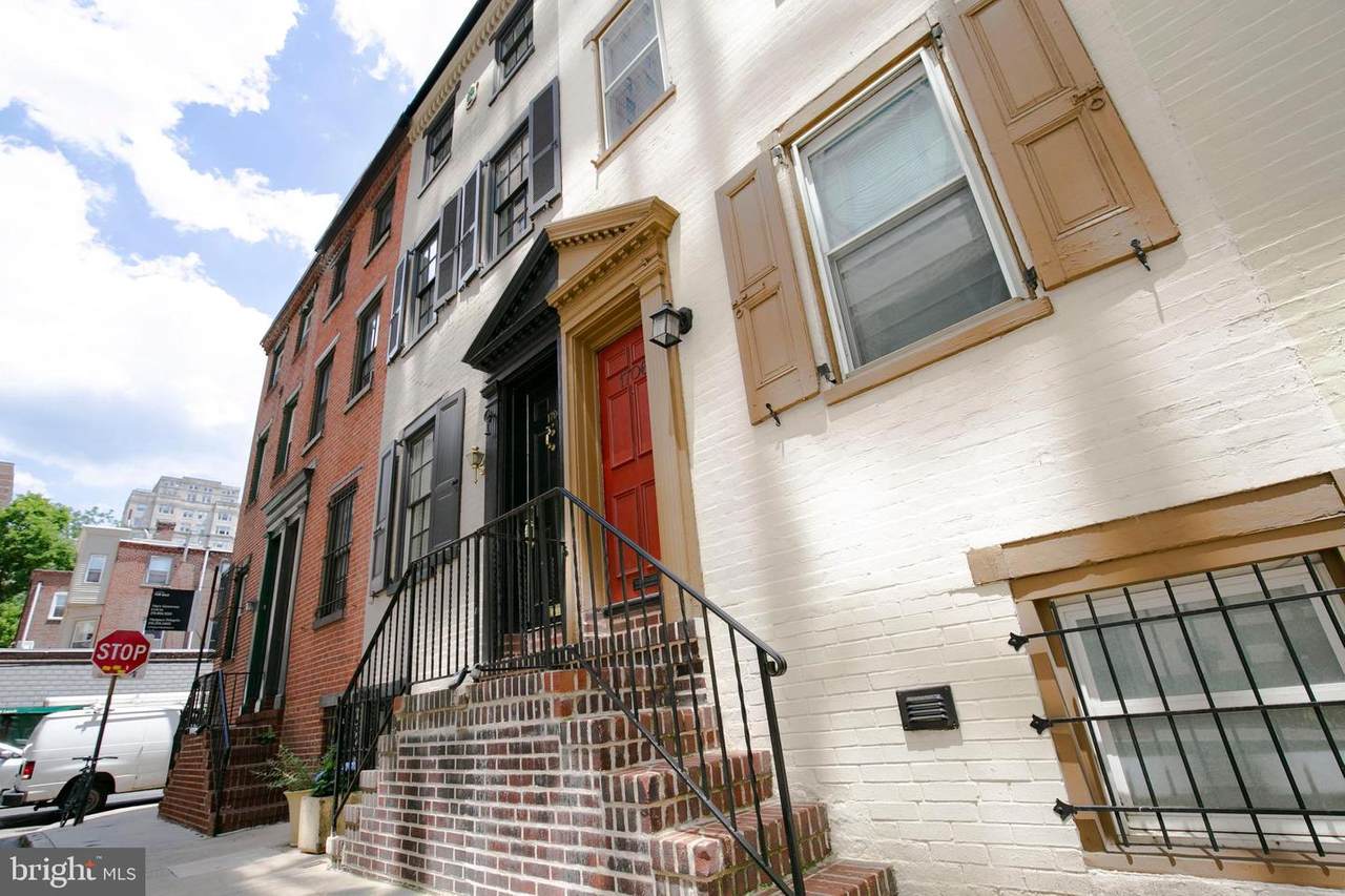 1706 Manning Street - Photo 1