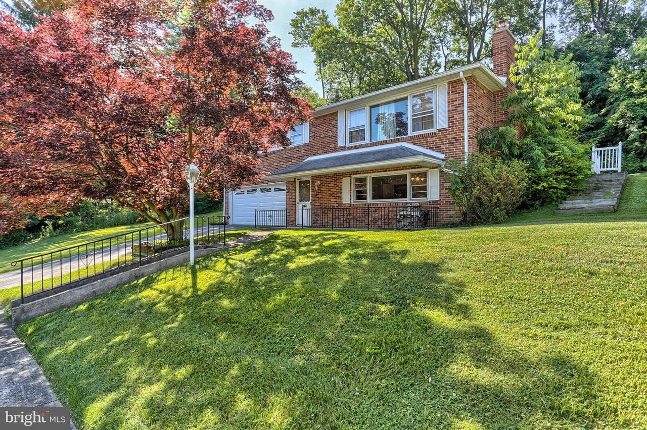 2656 Eastwood Drive - Photo 1
