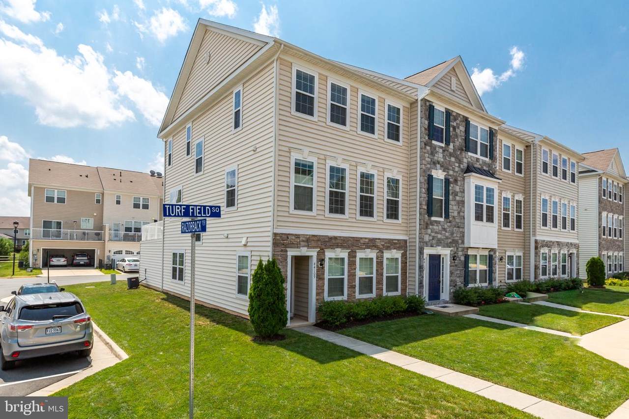44109 Turf Field Square - Photo 1