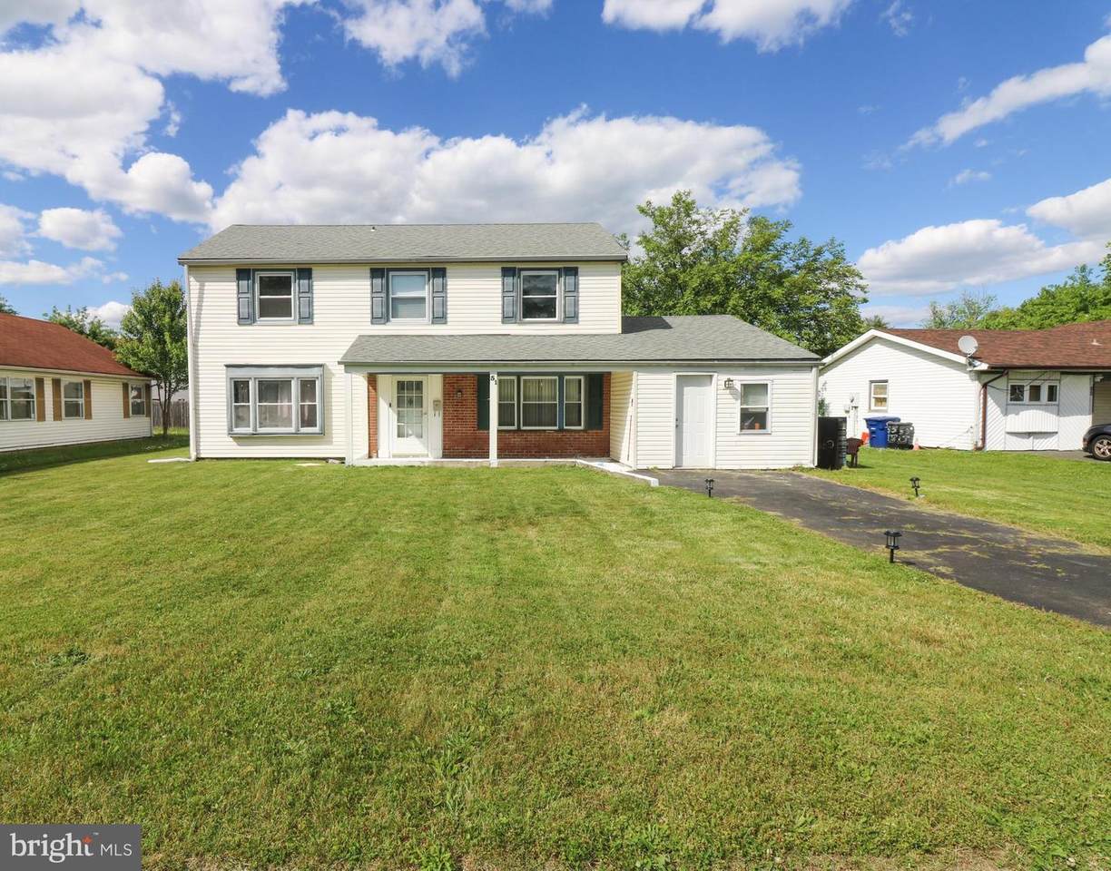 51 Pembrook Lane - Photo 1