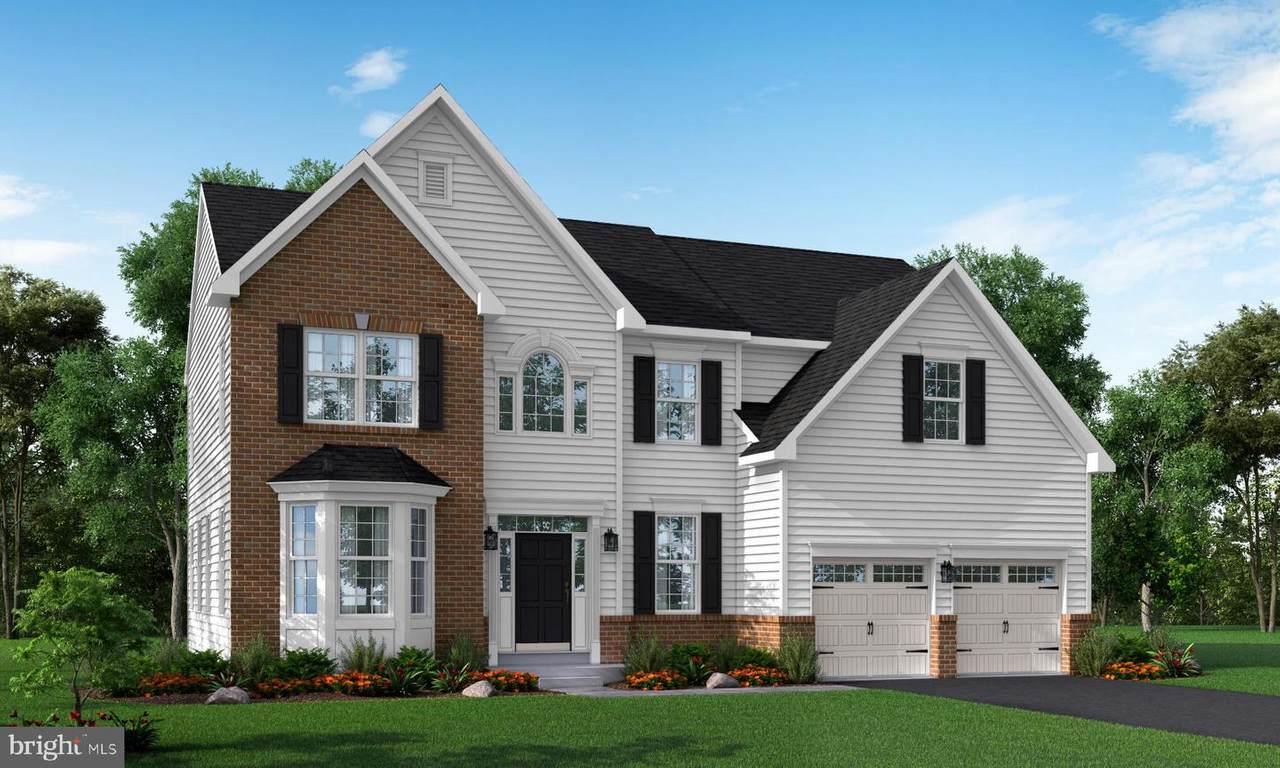 540 Phillps Ave - Photo 1