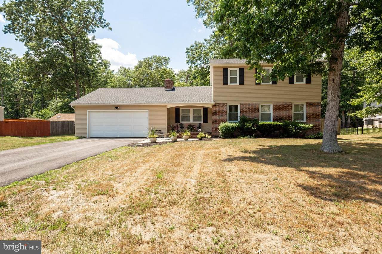 1408 Venezia Avenue - Photo 1