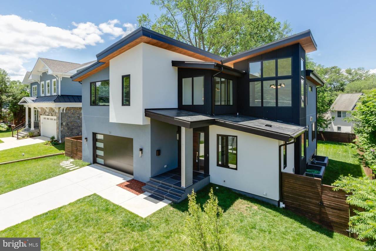 701 Ware Street - Photo 1