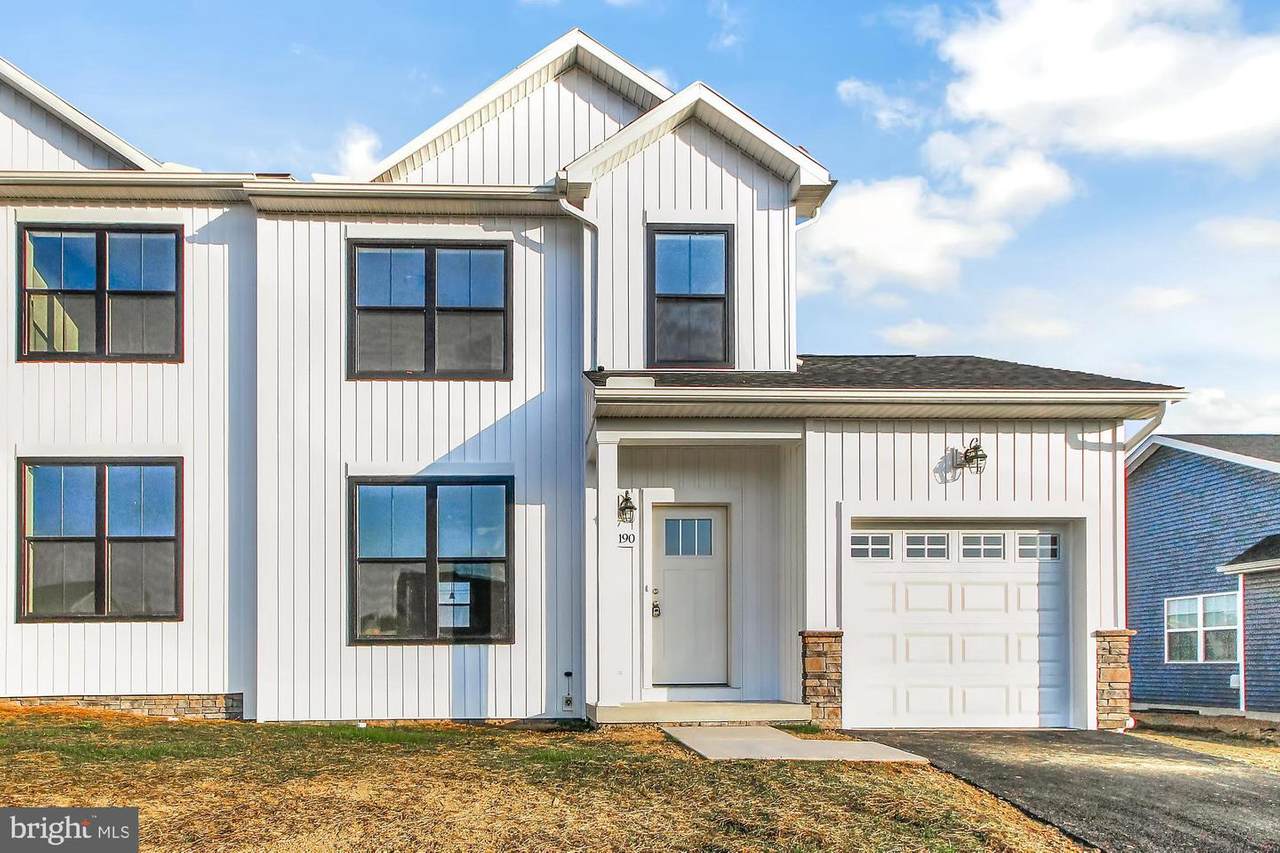 171 Skyview Circle - Photo 1