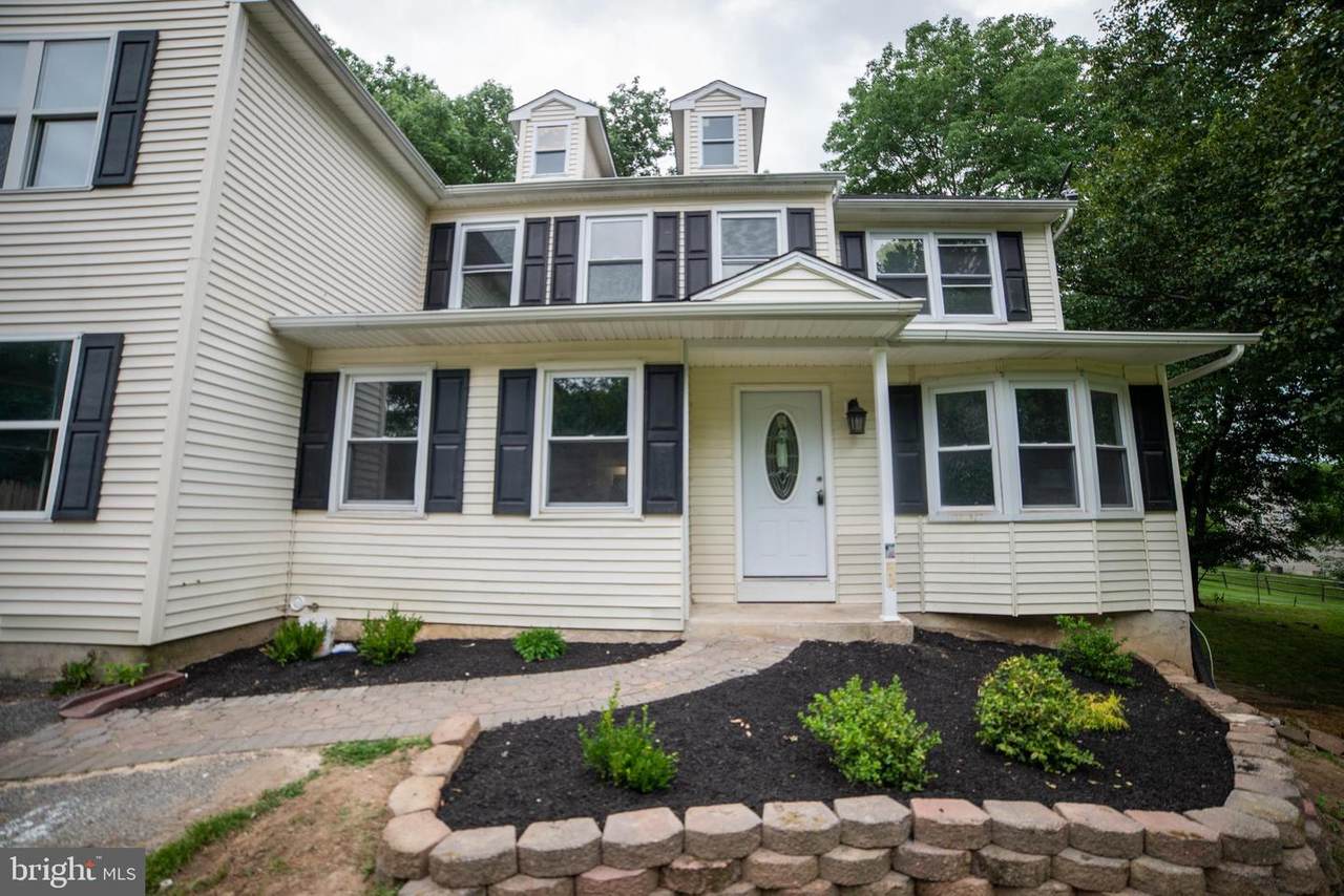 4004 Stirrup Court - Photo 1