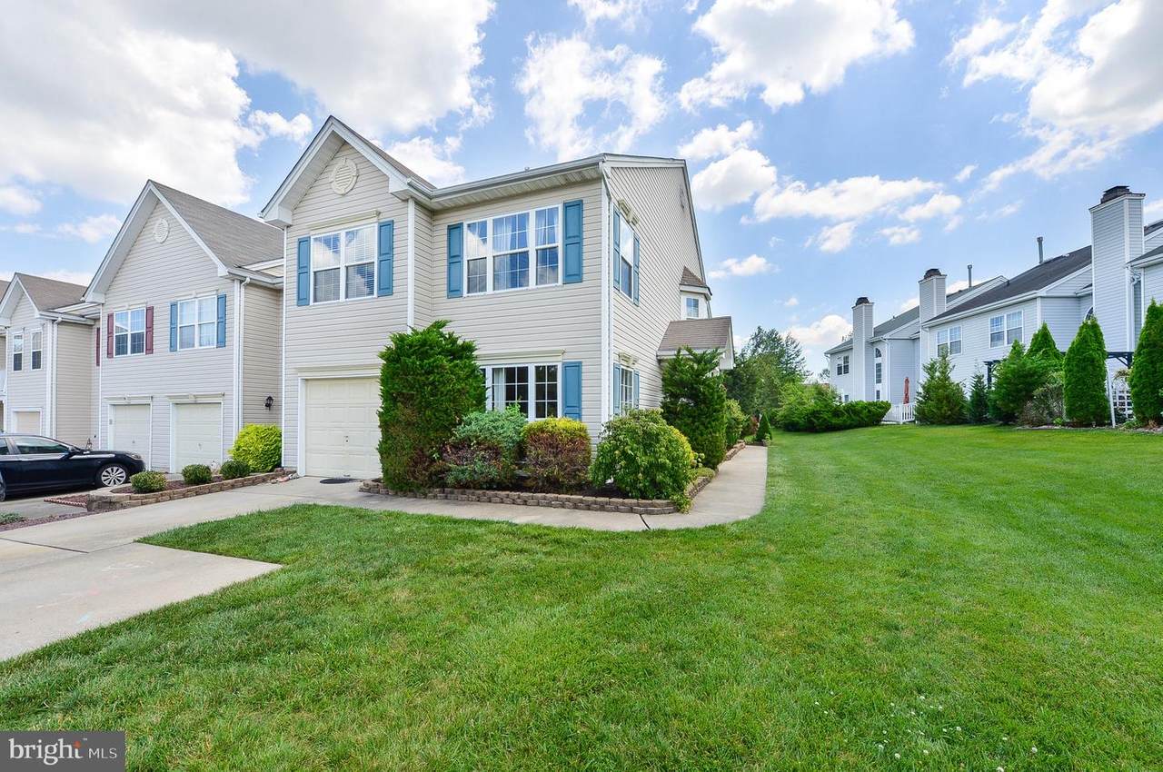 33 Cypress Point Court - Photo 1