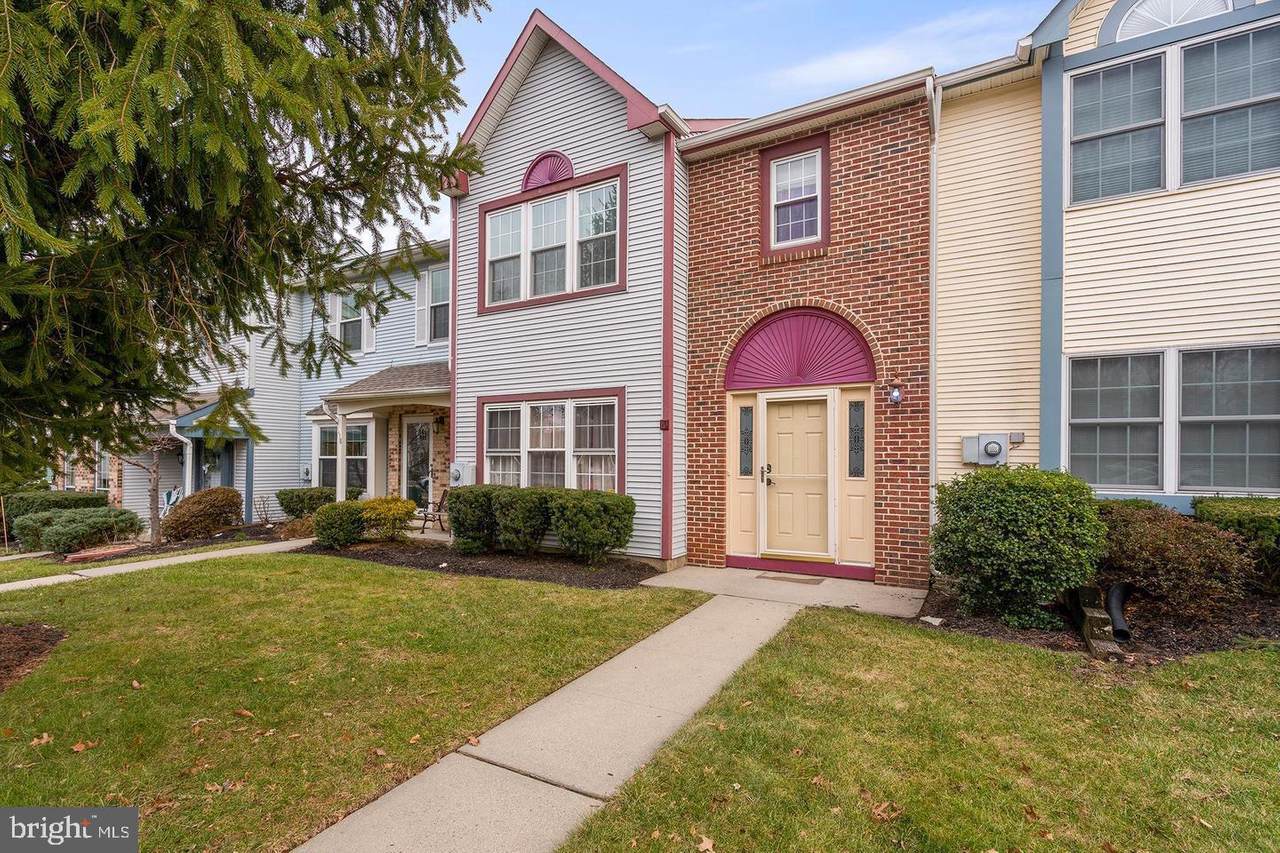 19 Beacon Court - Photo 1