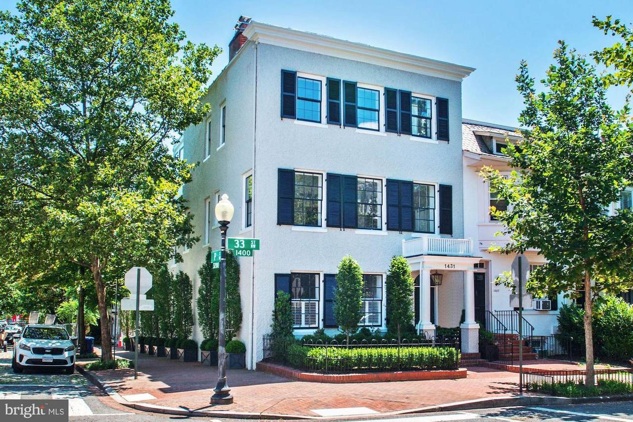 1431 33RD Street - Photo 1