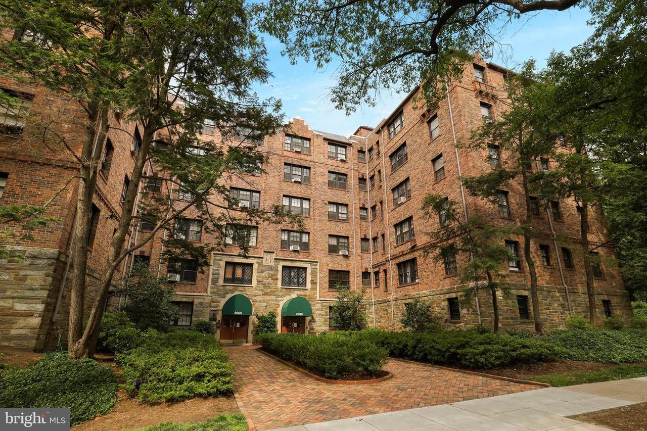 3900 Connecticut Avenue - Photo 1