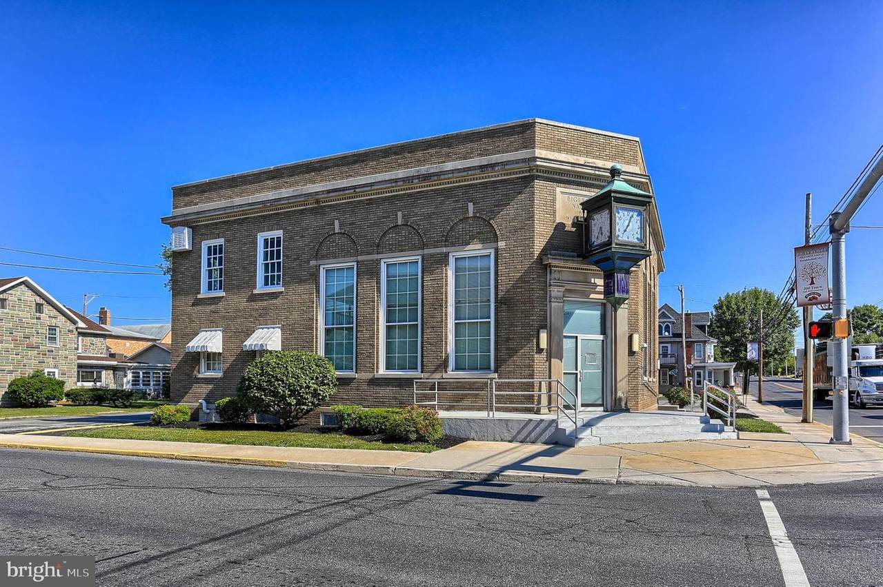 2 Main Street - Photo 1