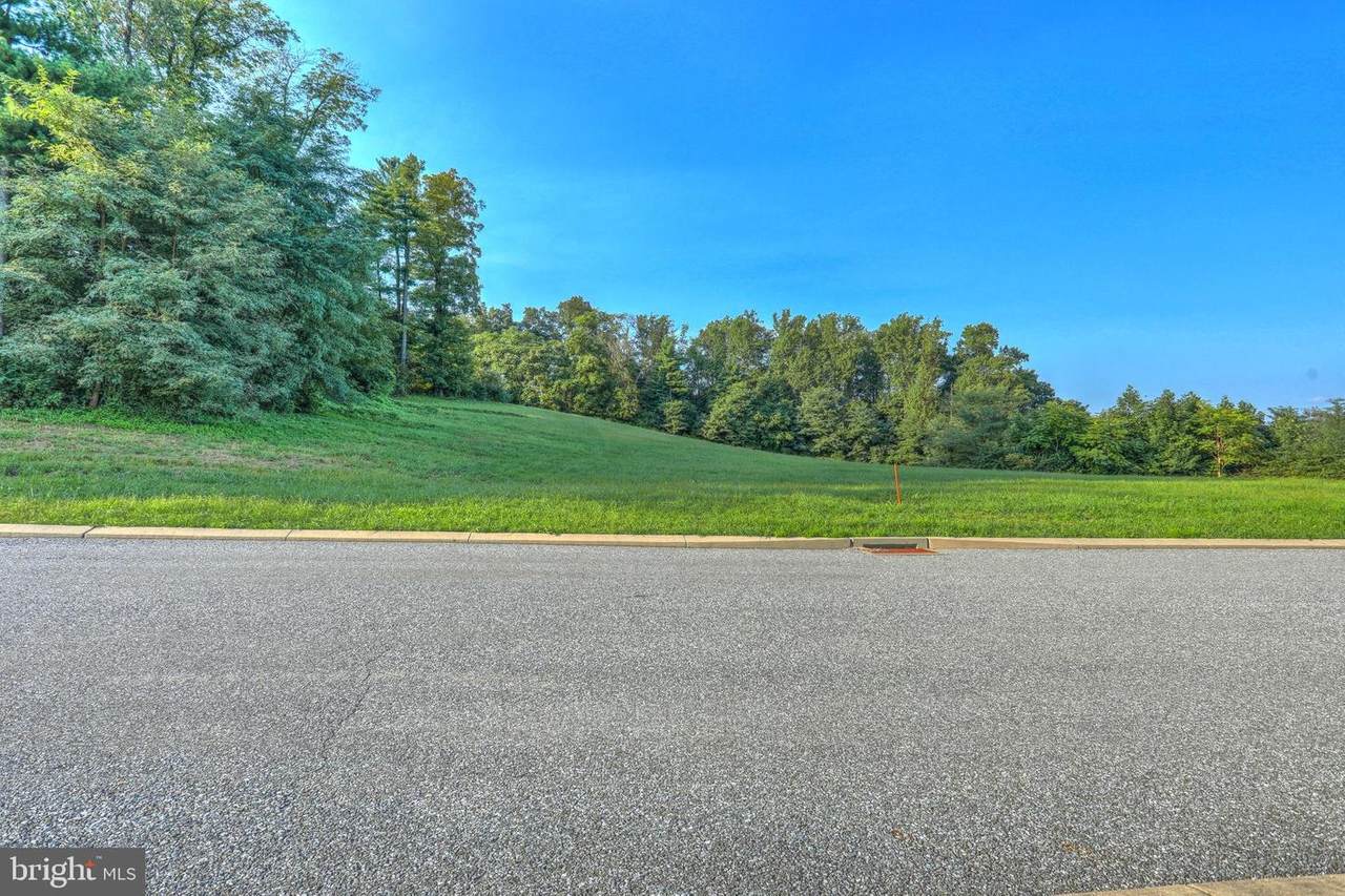 324 Greenwood Road - Photo 1