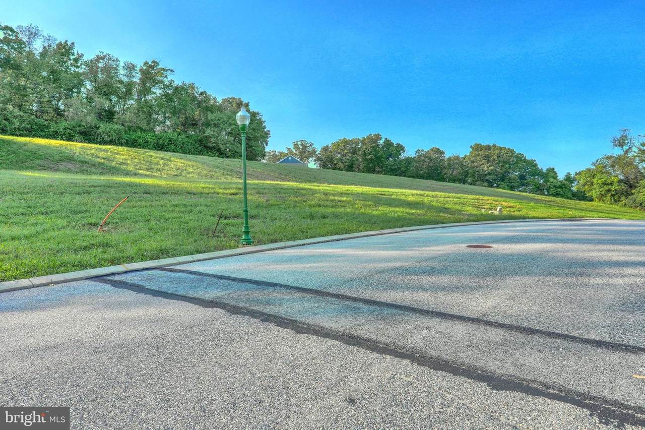 326 Greenwood Road - Photo 1