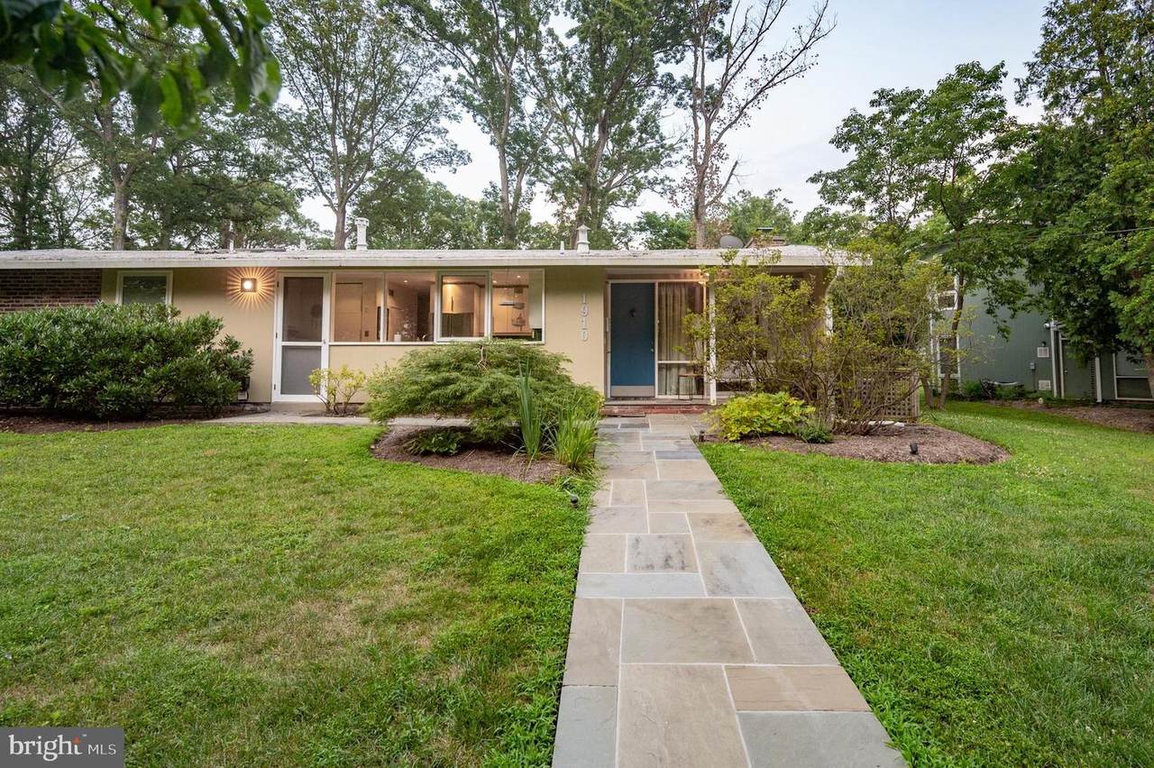 1910 Marthas Road - Photo 1