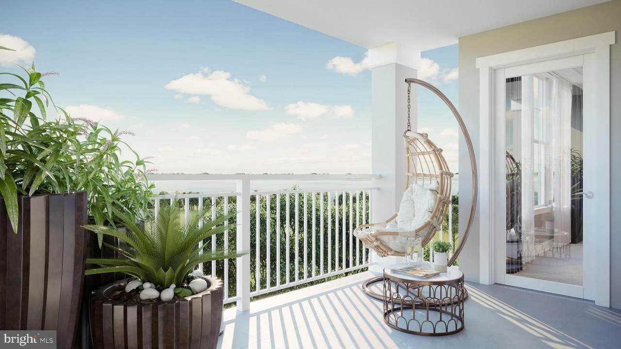 2000 Heron's Nest Way - Photo 1
