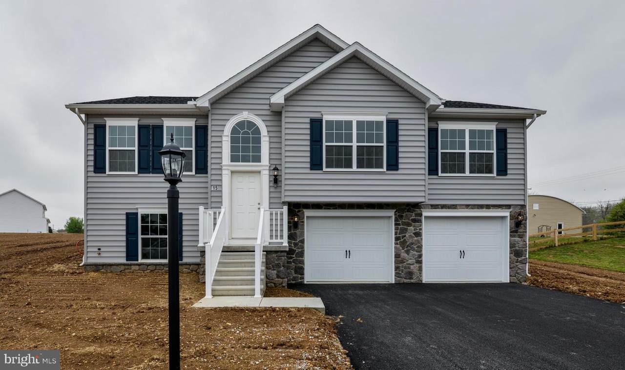 52 Huntmaster Drive - Photo 1