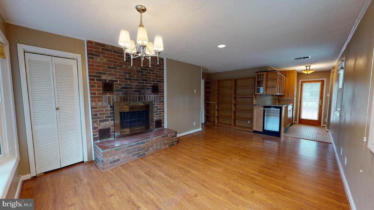 6905 Ben Franklin Road - Photo 1