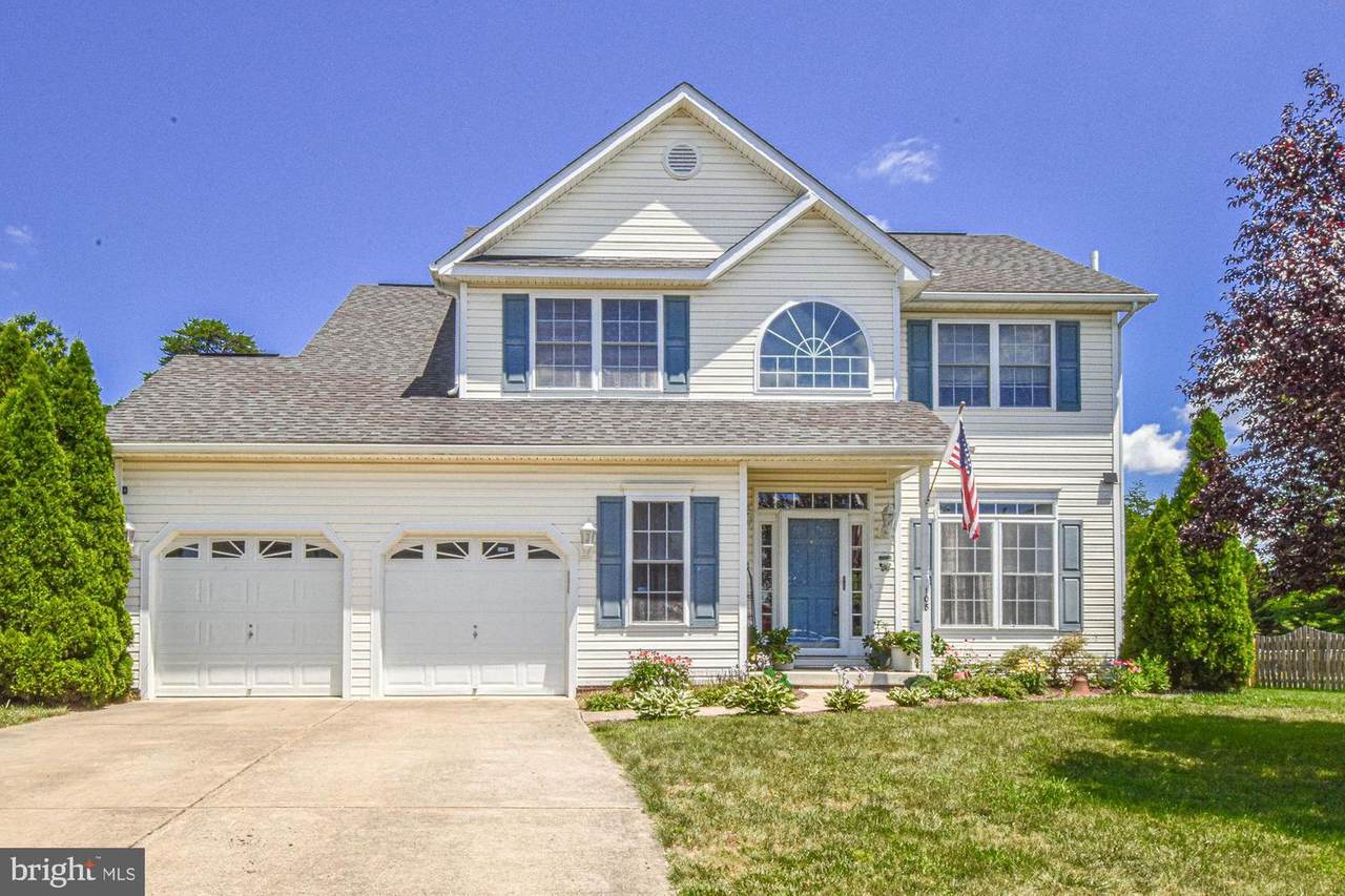 108 Maverick Court - Photo 1