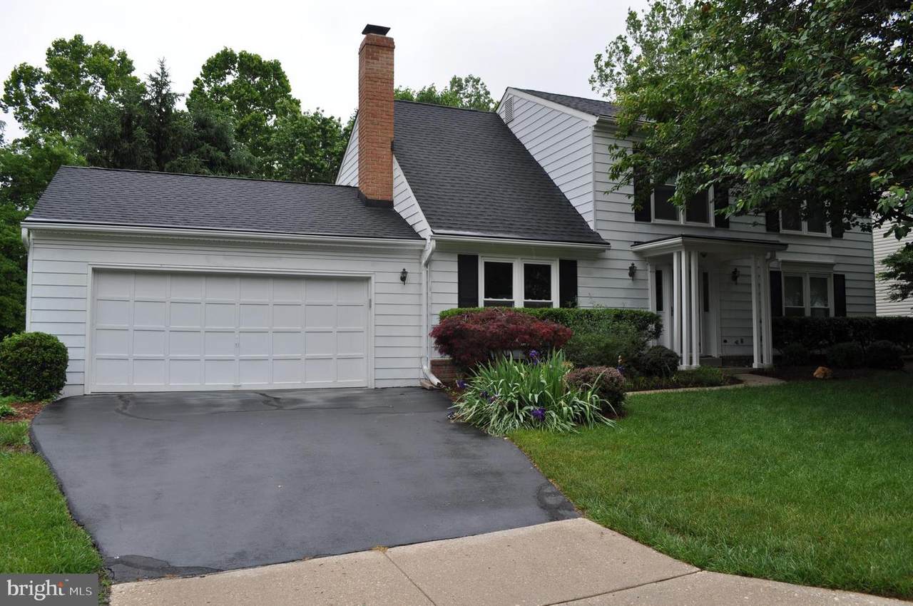 16445 Tomahawk Drive - Photo 1