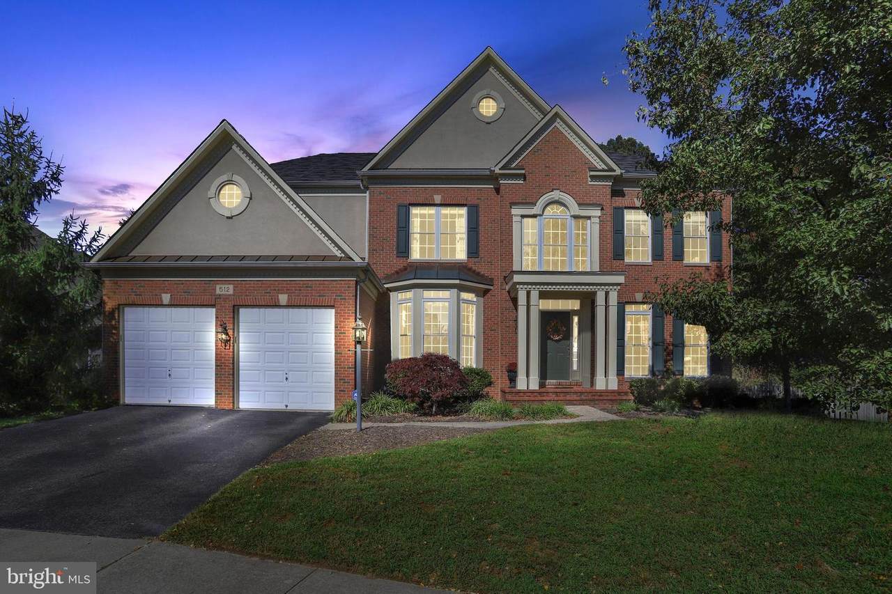 512 French Point Court - Photo 1