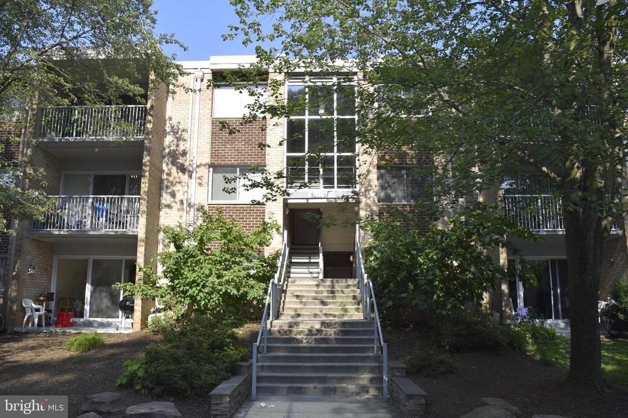 8002 Chanute Place - Photo 1