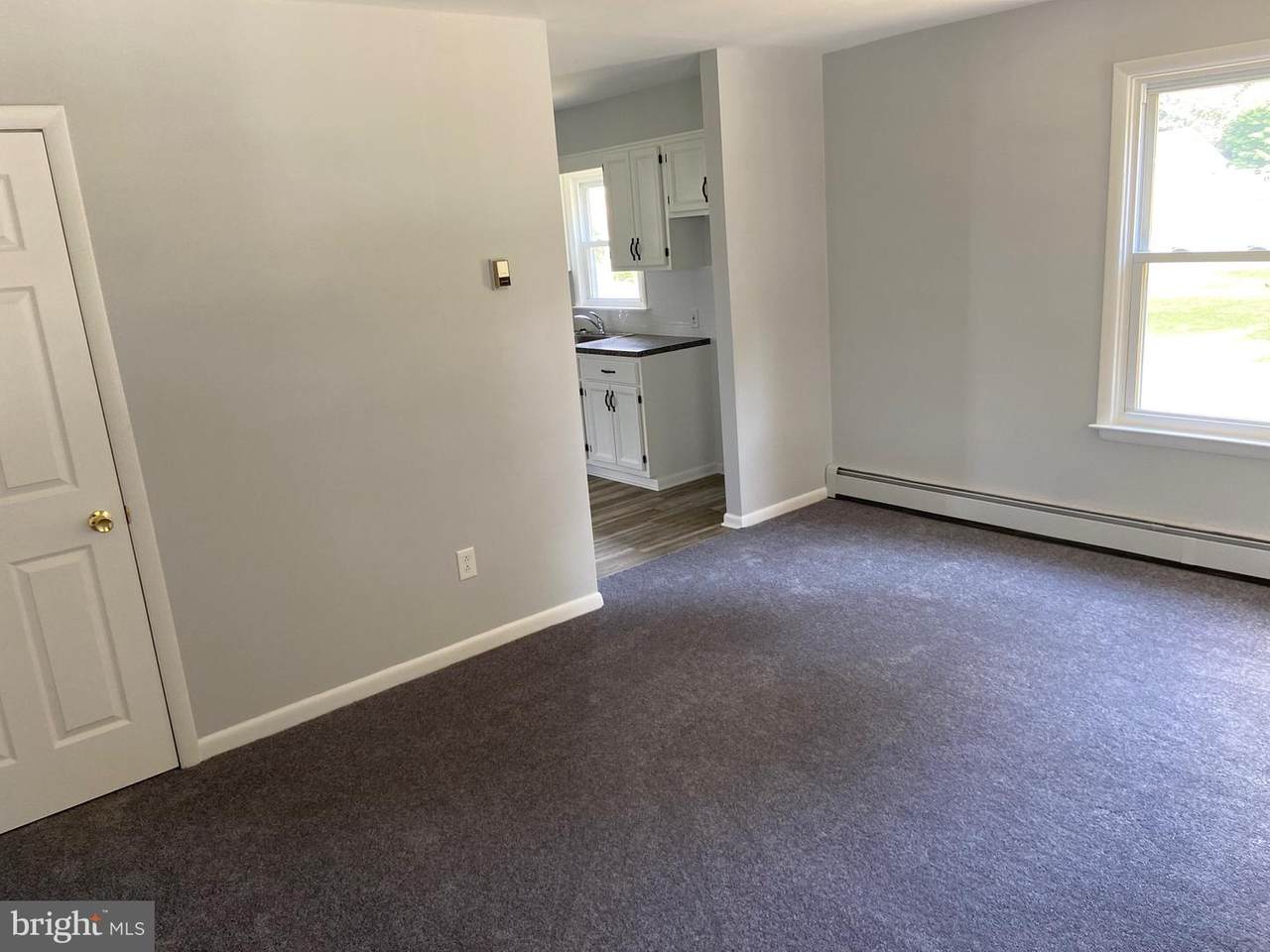 174 Youngs Avenue - Photo 1
