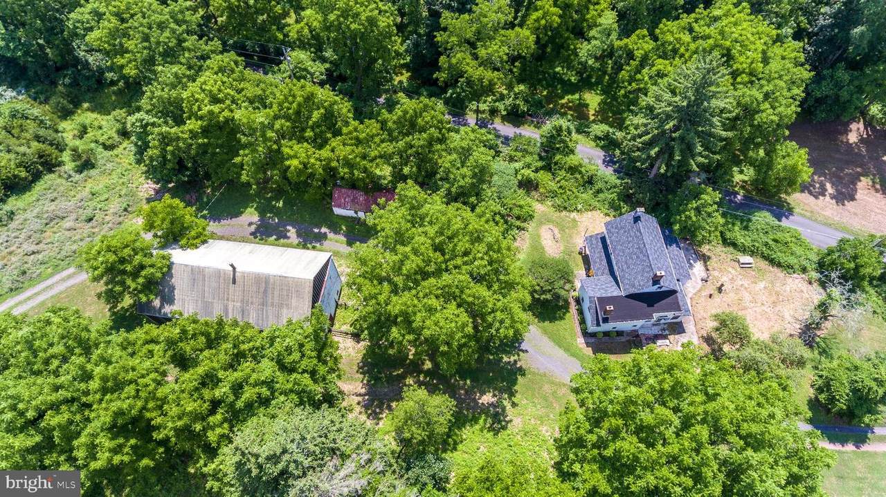 6 Bunker Hill Road - Photo 1