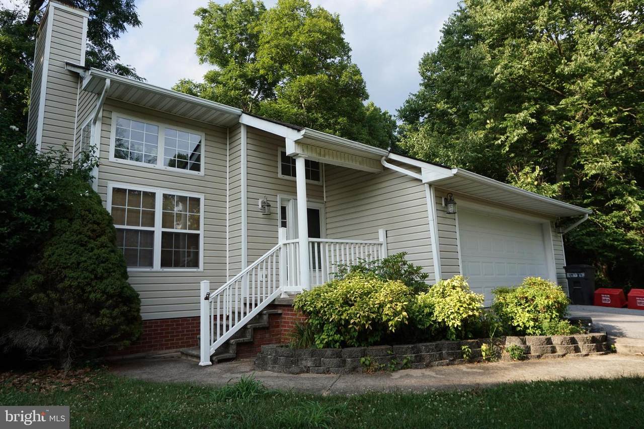 743 Thoroughbred Drive - Photo 1