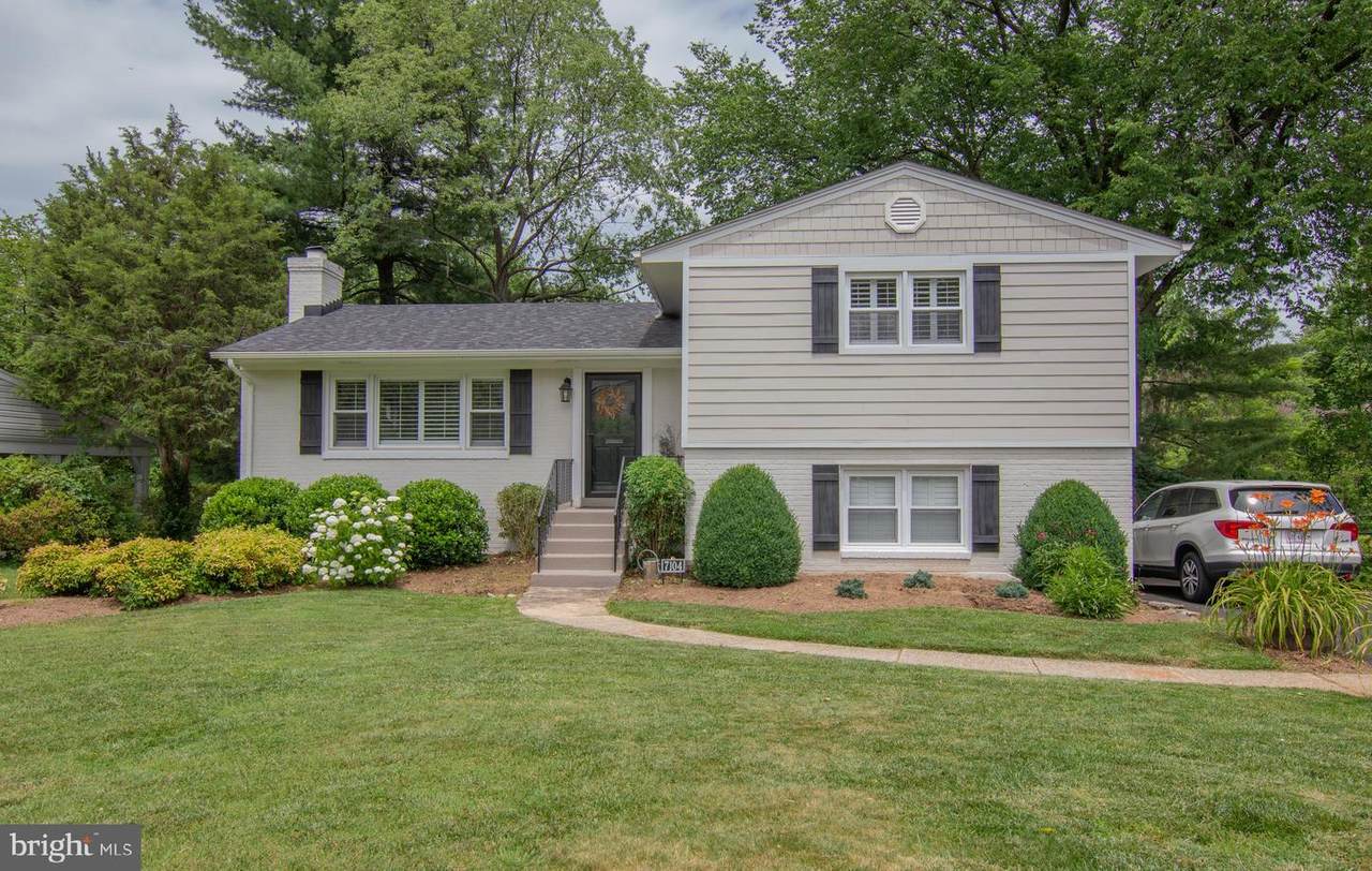 7104 Westbury Road - Photo 1
