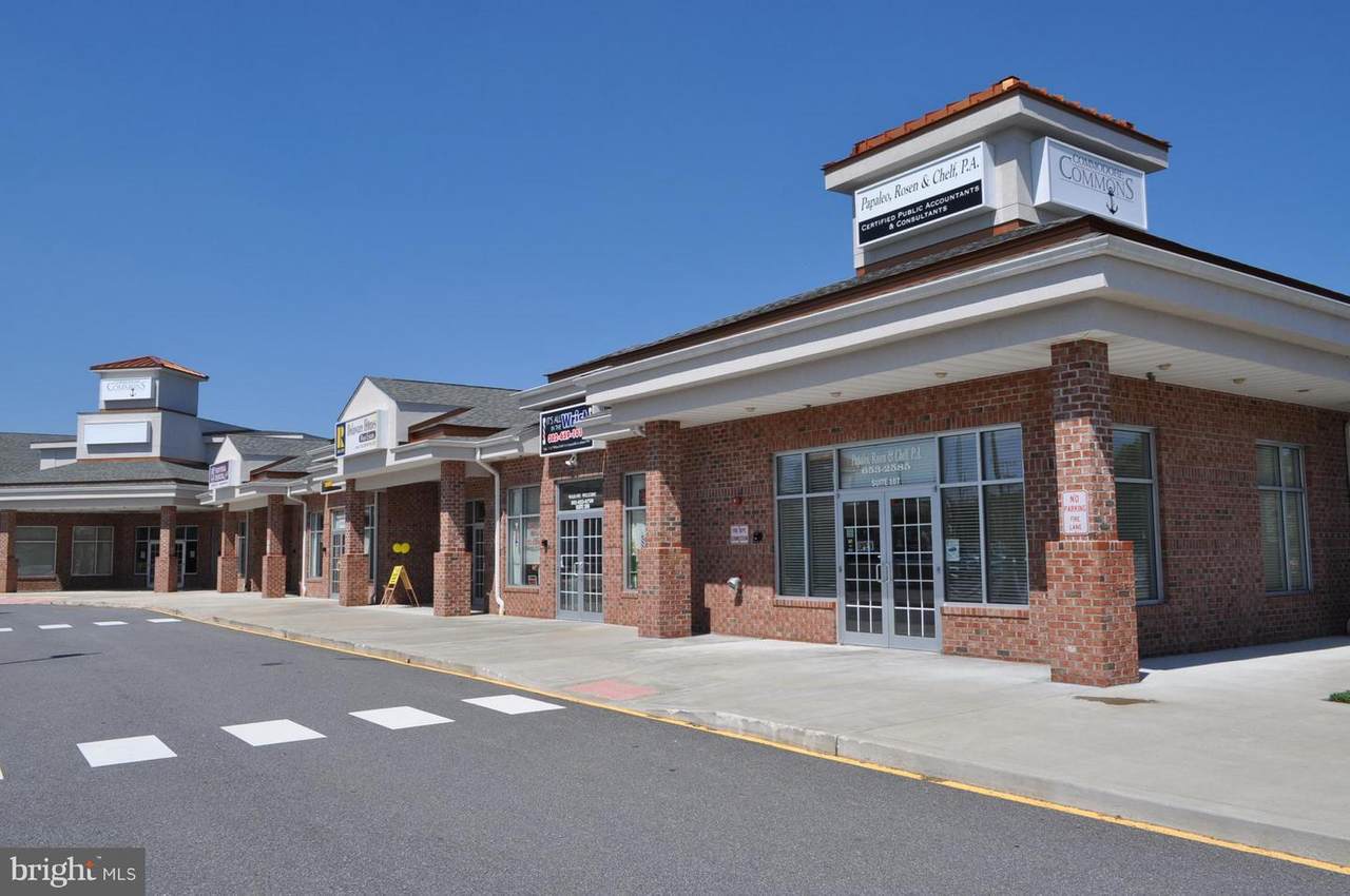200 Dupont Boulevard - Photo 1