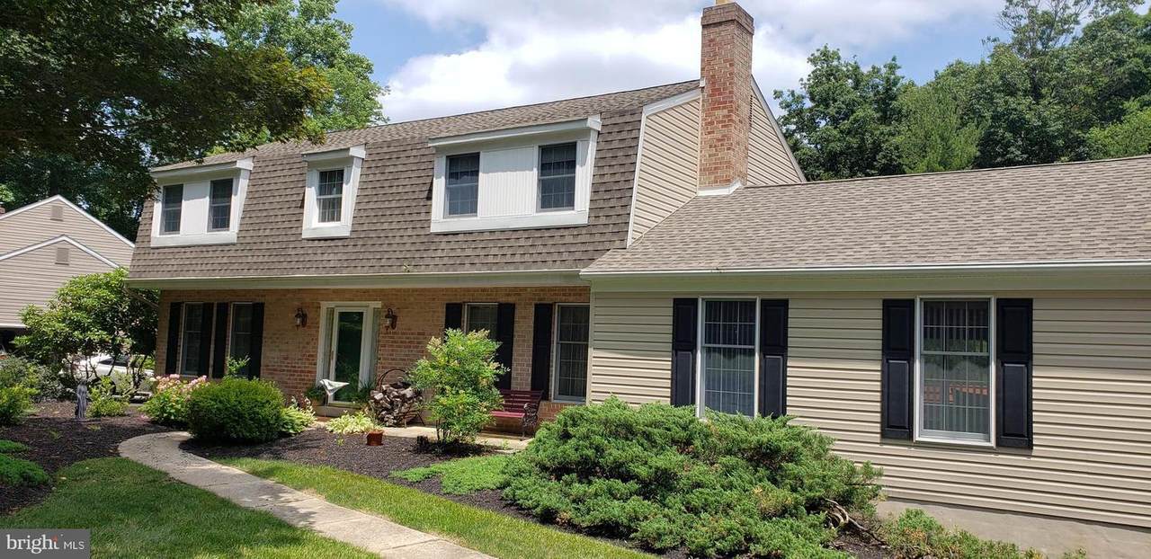 226 Autumn Drive - Photo 1