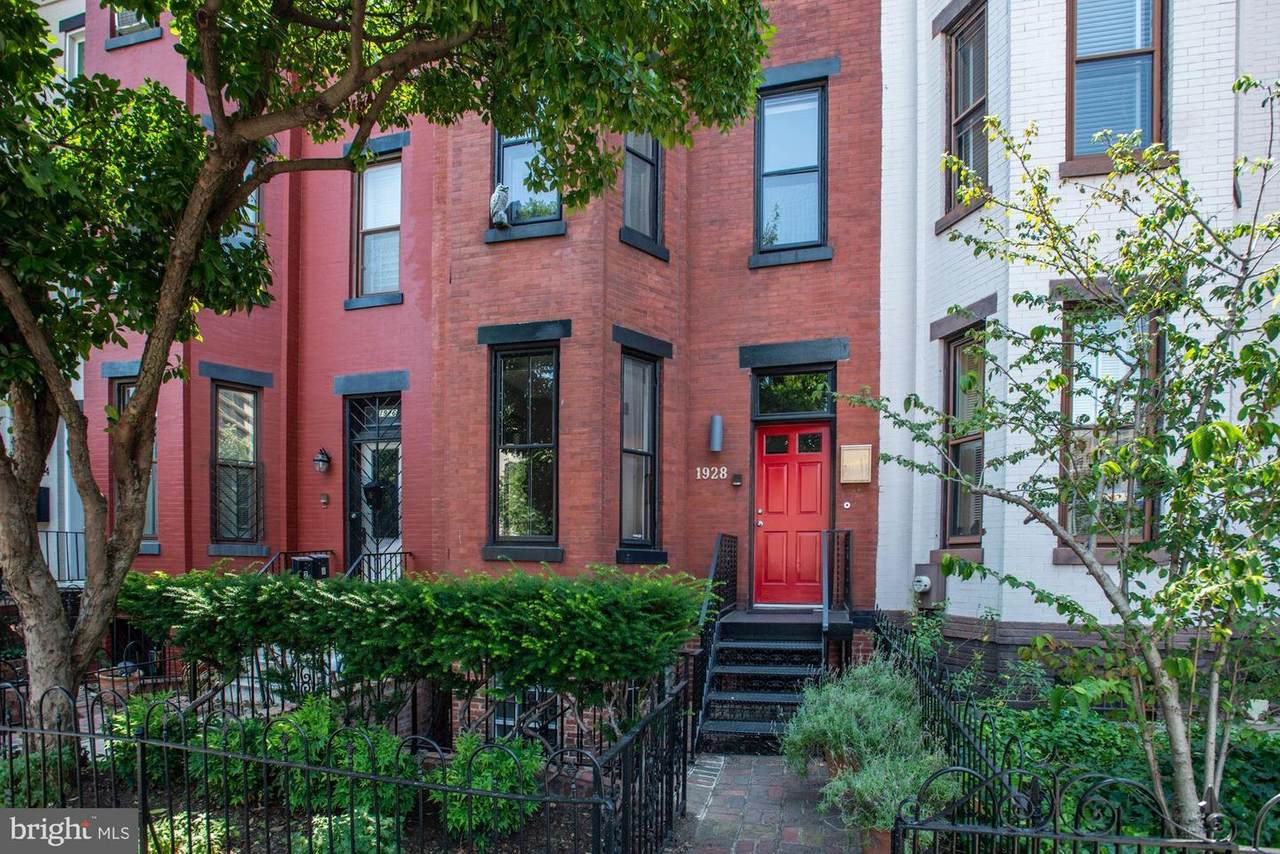 1928 15TH Street - Photo 1