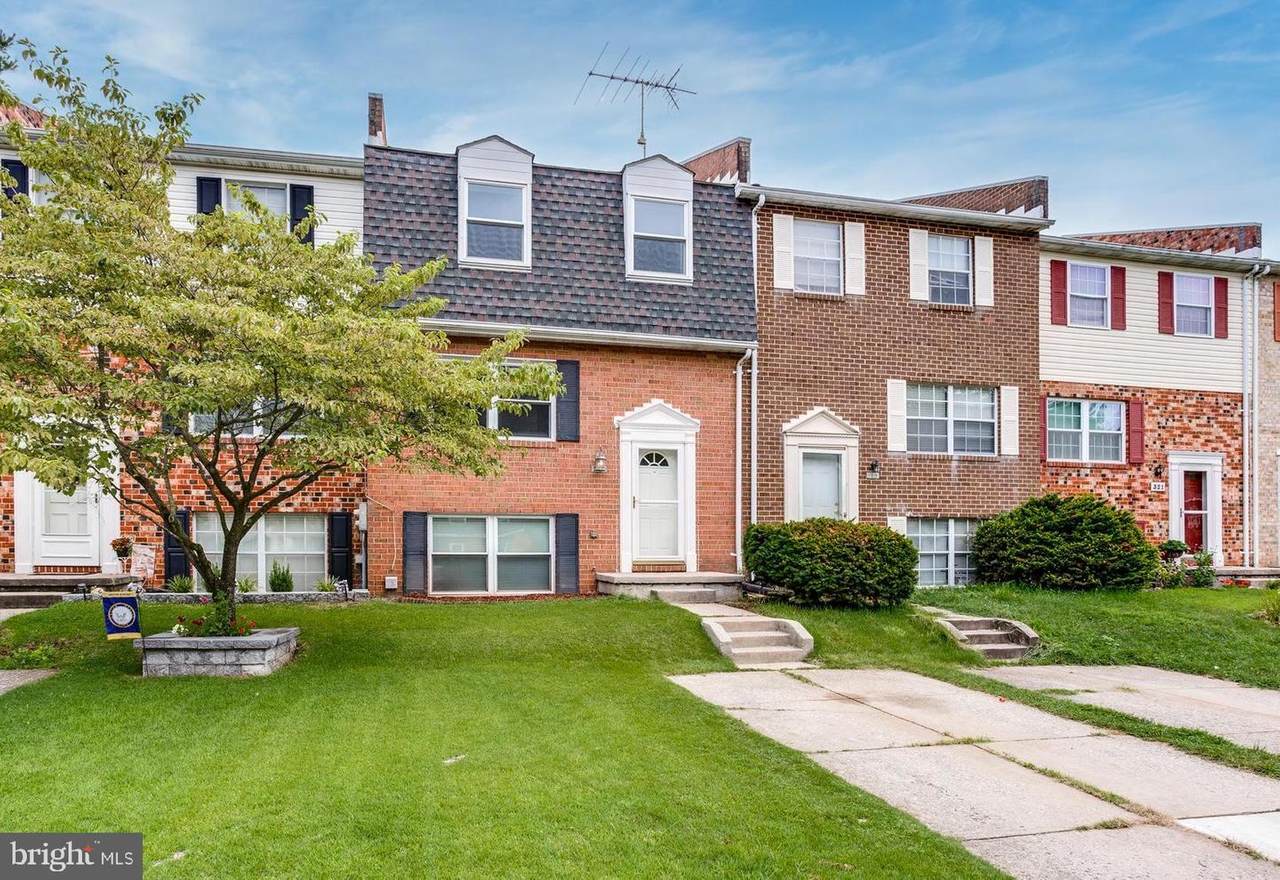 317 Bishop Court - Photo 1