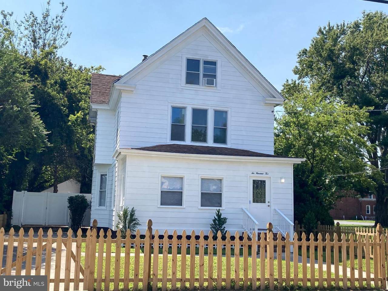 602 Glasgow Street - Photo 1