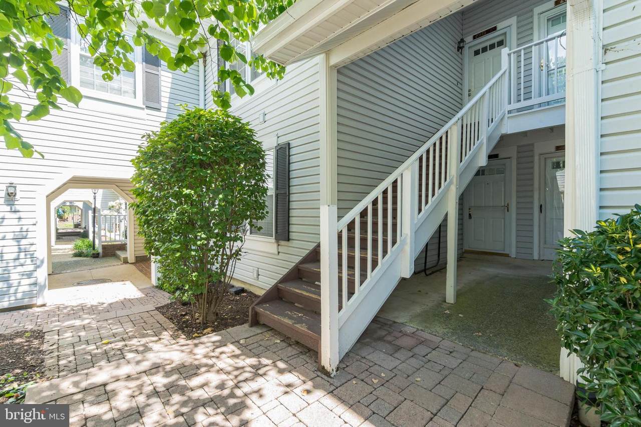2915-E Woodley Street - Photo 1