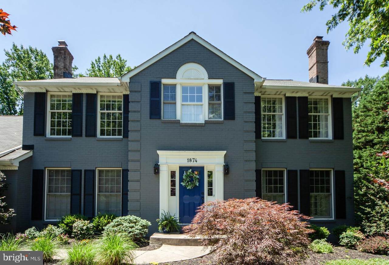 1874 Lynnfield Drive - Photo 1