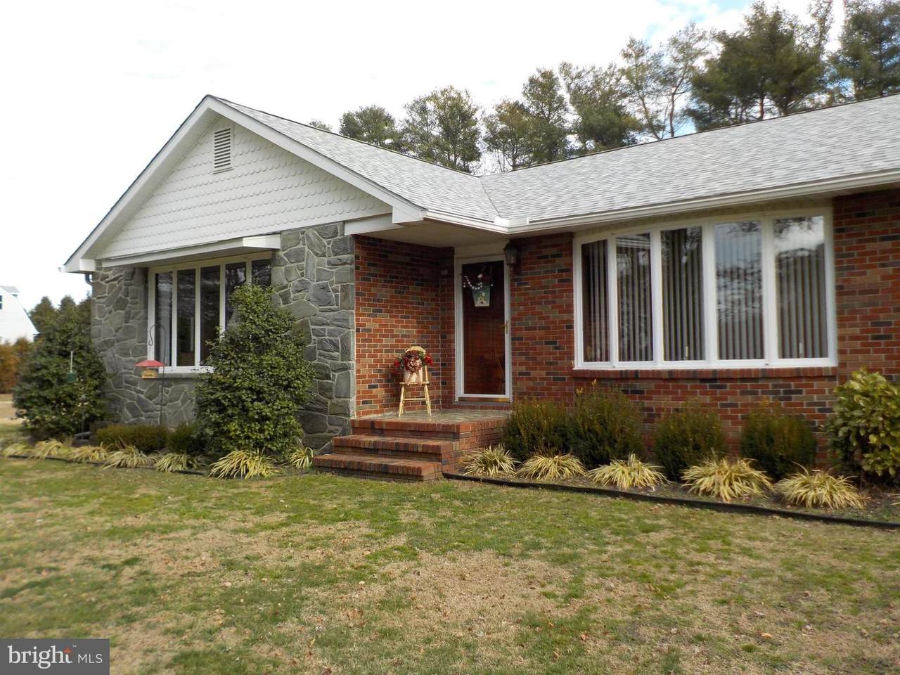 412 Garrison Road - Photo 1