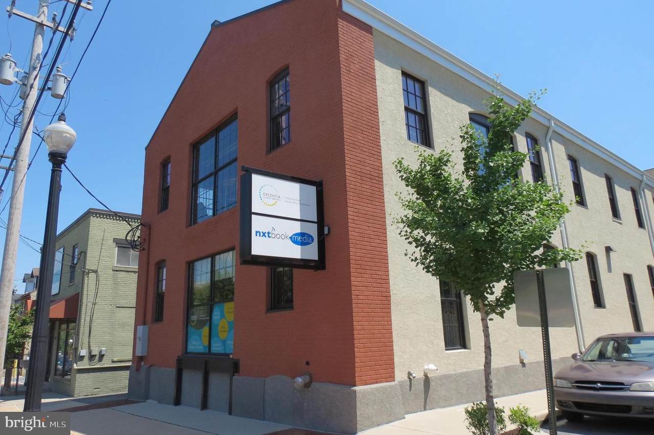 617 Prince Street - Photo 1
