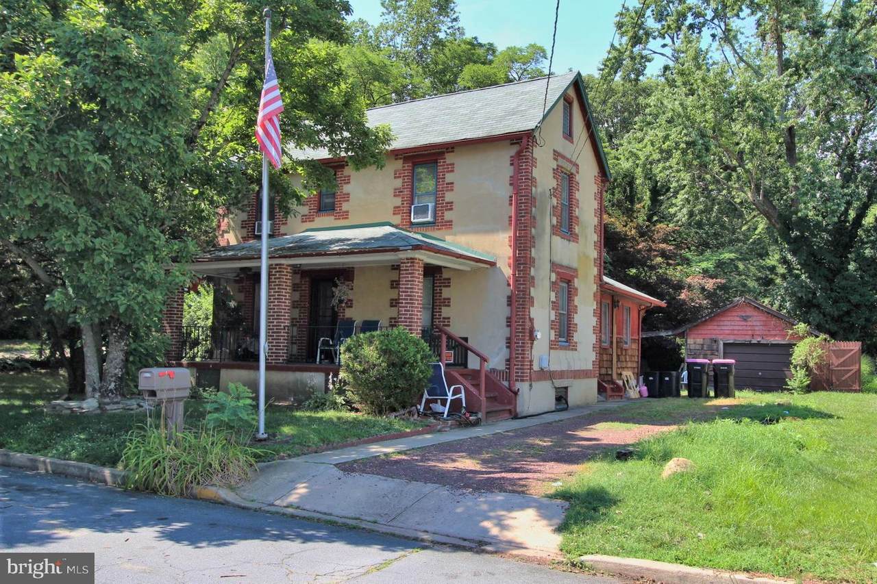 21 Clementon Avenue - Photo 1