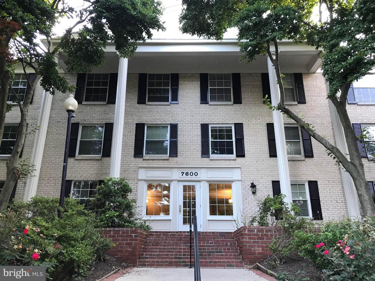 7600 Tremayne Place - Photo 1