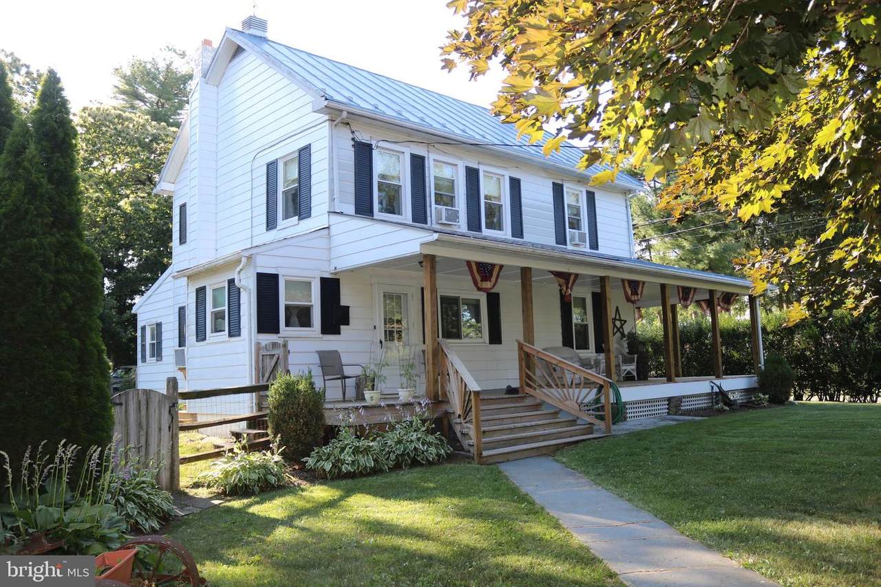 15254 Wyndham Avenue - Photo 1
