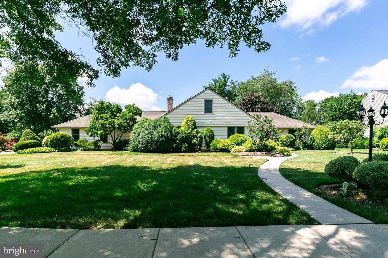 580 Sentinel Road - Photo 1
