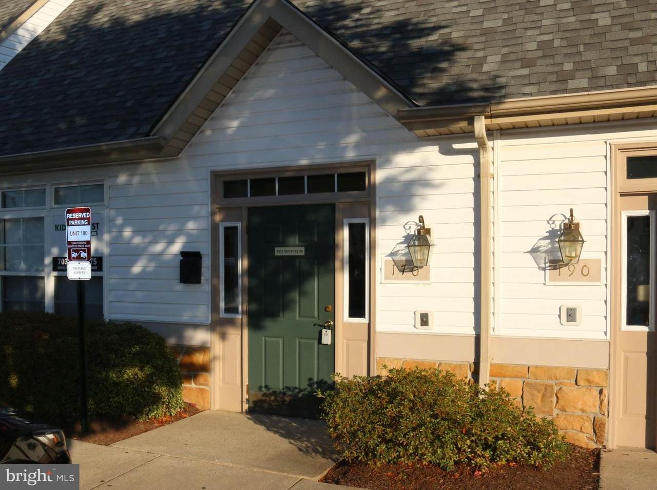 20608 Gordon Park Square - Photo 1