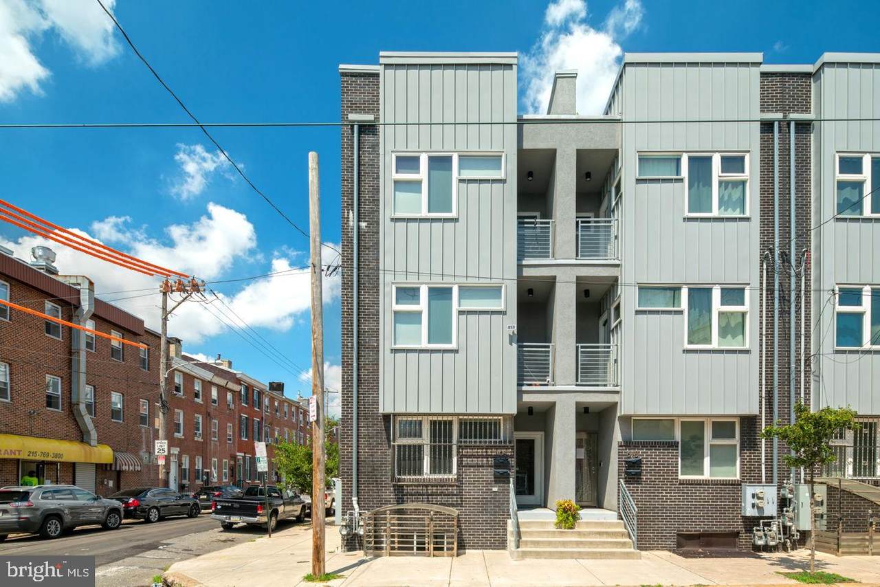 1105 Mount Vernon Street - Photo 1