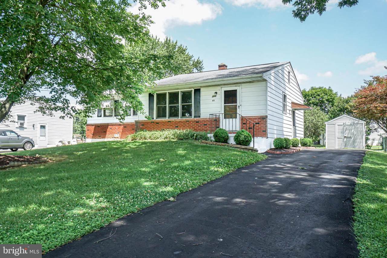 615 Delaware Avenue - Photo 1