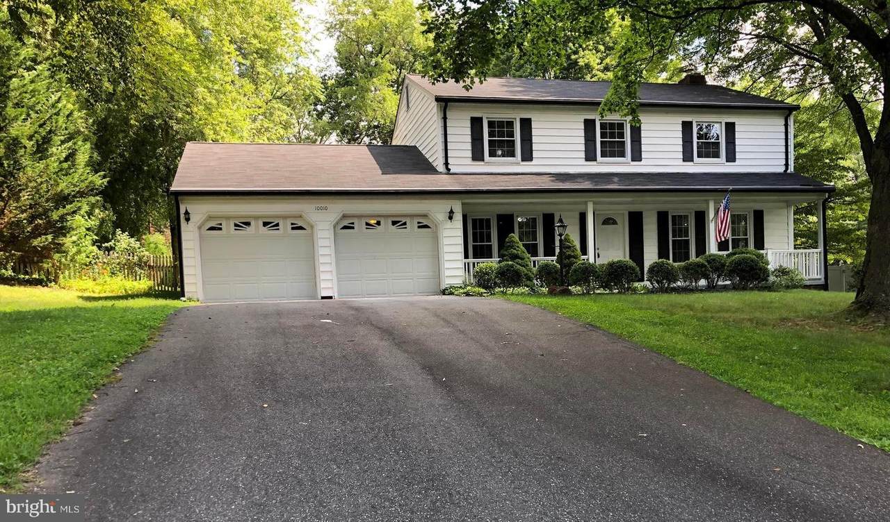 10010 Maple Avenue - Photo 1